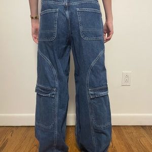 BDG low rise seamed Skate jeans in a size 27. Worn once, in very good condition